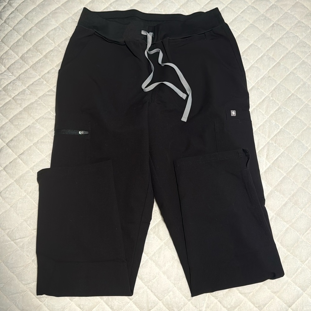 Figs high waisted yola skinny scrub pants